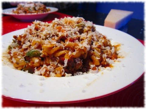 fusilli bolognese